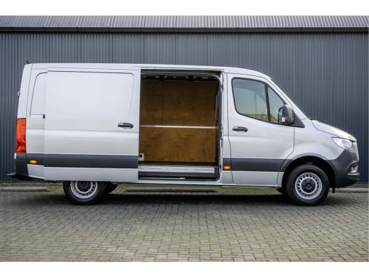 Mercedes-Benz Sprinter 317CDI L2H1 | Automaat | Carplay | Trekgew.3500KG | M-bux | Cruise | Climate ActivLease financial lease