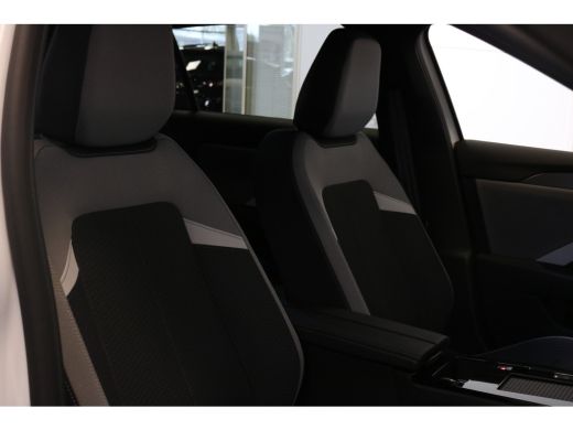 Opel Astra Electric 54 kWh Business Edition | Navi | Camera | Winterpakket | LMV 18"| PDC V+A | DAB | AD. Cr... ActivLease financial lease