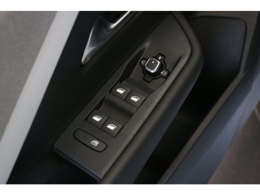 Opel Astra Electric 54 kWh Business Edition | Navi | Camera | Winterpakket | LMV 18"| PDC V+A | DAB | AD. Cr... ActivLease financial lease