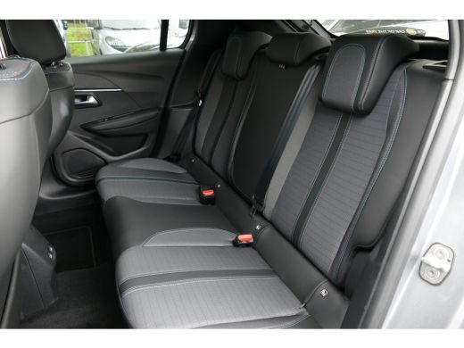 Peugeot 208 1.2 PURETECH 100PK 5-DRS ALLURE PACK / NAVI / LED / PDC / 16"LMV / CAMERA / BLUETOOTH / CRUISECON... ActivLease financial lease