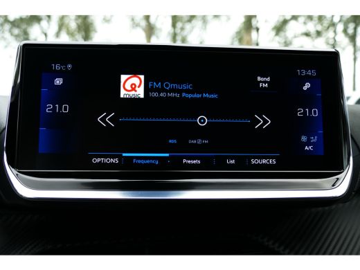 Peugeot 208 1.2 PURETECH 100PK 5-DRS ALLURE PACK / NAVI / LED / PDC / 16"LMV / CAMERA / BLUETOOTH / CRUISECON... ActivLease financial lease