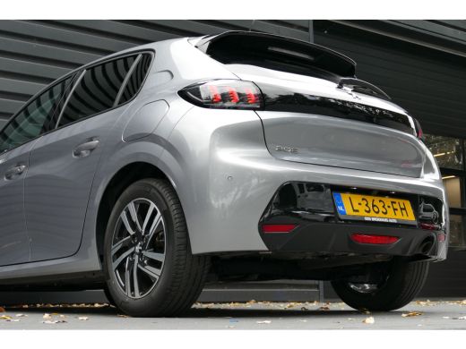 Peugeot 208 1.2 PURETECH 100PK 5-DRS ALLURE PACK / NAVI / LED / PDC / 16"LMV / CAMERA / BLUETOOTH / CRUISECON... ActivLease financial lease