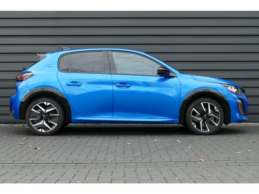 Peugeot 208 HYBRID 100PK 5-DRS GT AUTOMAAT / NAVI / CLIMA / PDC / 17"LMV / CAMERA / KEYLESS / FULL-LED / BLUE... ActivLease financial lease