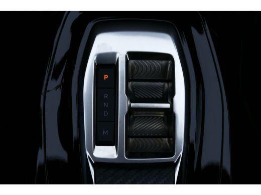 Peugeot 208 HYBRID 100PK 5-DRS GT AUTOMAAT / NAVI / CLIMA / PDC / 17"LMV / CAMERA / KEYLESS / FULL-LED / BLUE... ActivLease financial lease