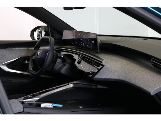 Peugeot 3008 1.2 Hybrid 145 GT Exclusive | Navi | Camera | Stoelverw. | Achterbank verw. | Stuur verw. | Camer... ActivLease financial lease