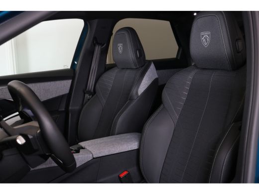 Peugeot 3008 1.2 Hybrid 145 GT Exclusive | Navi | Camera | Stoelverw. | Achterbank verw. | Stuur verw. | Camer... ActivLease financial lease