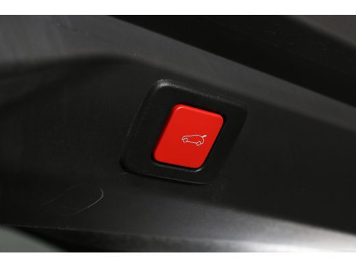 Peugeot 3008 1.2 Hybrid 145 GT Exclusive | Navi | Camera | Stoelverw. | Achterbank verw. | Stuur verw. | Camer... ActivLease financial lease