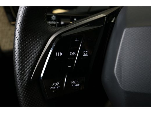 Peugeot 3008 1.2 Hybrid 145 GT Exclusive | Navi | Camera | Stoelverw. | Achterbank verw. | Stuur verw. | Camer... ActivLease financial lease