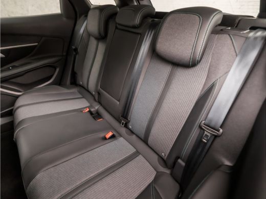 Peugeot 3008 1.2 PureTech Allure Sport (FACELIFT, VIRTUAL COCKPIT, APPLE CARPLAY, GROOT NAVI, LEDER, 360 CAMER... ActivLease financial lease