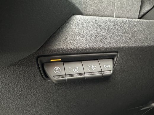 Renault Master T35 2.0 dCi 130 PK / L2H2 / NIEUW !! BPM VRIJ / CAMERA / CRUISE / AIRCO / APPLE CARPLAY / ANDROID... ActivLease financial lease