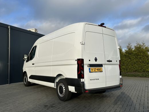 Renault Master T35 2.0 dCi 130 PK / L2H2 / NIEUW !! BPM VRIJ / CAMERA / CRUISE / AIRCO / APPLE CARPLAY / ANDROID... ActivLease financial lease