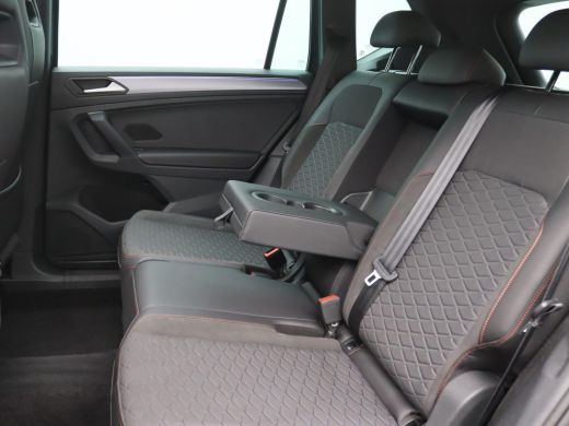 Seat Tarraco 1.4 TSI e-Hybrid PHEV FR Business 245PK DSG Pano-Schuifdak, Trekhaak, 20" LM Velgen, Keyless, Sto... ActivLease financial lease