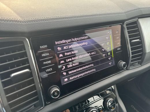 Skoda Kodiaq 1.5 TSI Business Edition | Trekhaak | A. cam | LED | DAB | ActivLease financial lease