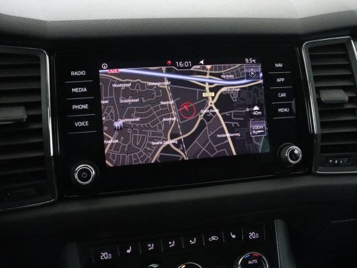 Skoda Kodiaq 1.5 TSI Limited Business Edition 7-persoons | Panoramadak | Adaptive cruise | Trekhaak | Stoelver... ActivLease financial lease