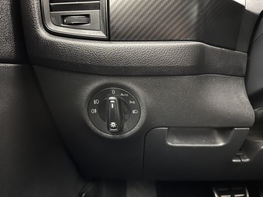 Skoda Kodiaq 1.5 TSI Sportline Business (INCL-BTW) Aut. *PANO | LEATHER-MICROFIBRE | FULL-LED | MEMORY-PACK | ... ActivLease financial lease