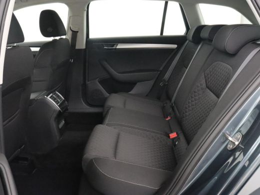 Skoda Superb 1.4 TSI iV Business Edition | Trekhaak | Stoel & stuurverwarming | Camera | Carplay | Memory | Na... ActivLease financial lease