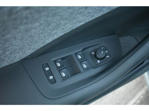 Skoda Superb Combi 1.5 TSI PHEV 204PK Business Edition | TREKHAAK | CAMERA ACHTER | NAVIGATIE | ADAPT. CRUISE ... ActivLease financial lease