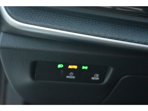 Skoda Superb Combi 1.5 TSI PHEV 204PK Business Edition | TREKHAAK | CAMERA ACHTER | NAVIGATIE | ADAPT. CRUISE ... ActivLease financial lease