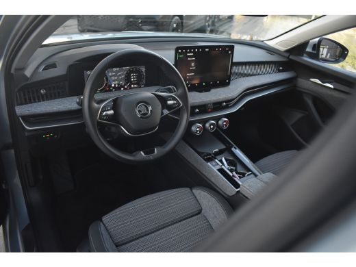 Skoda Superb Combi 1.5 TSI PHEV 204PK Business Edition | TREKHAAK | CAMERA ACHTER | NAVIGATIE | ADAPT. CRUISE ... ActivLease financial lease