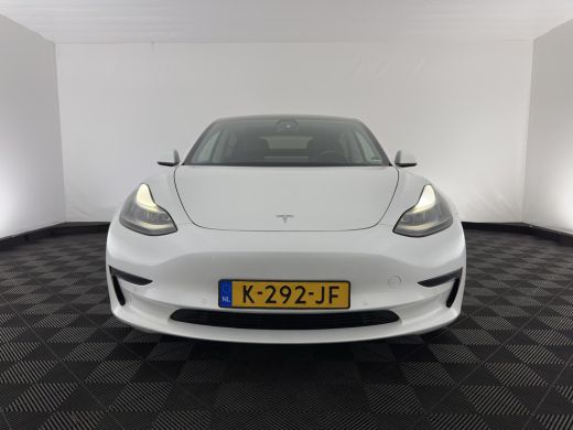 Tesla Model 3 Long Range AWD 75 kWh [3-Fase] {SOH-86%} (INCL-BTW)  Aut. *HEATPUMP | PANO | AUTO-PILOT | LUXURY-... ActivLease financial lease