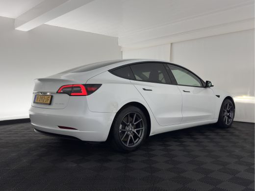 Tesla Model 3 Long Range AWD 75 kWh [3-Fase] {SOH-86%} (INCL-BTW)  Aut. *HEATPUMP | PANO | AUTO-PILOT | LUXURY-... ActivLease financial lease