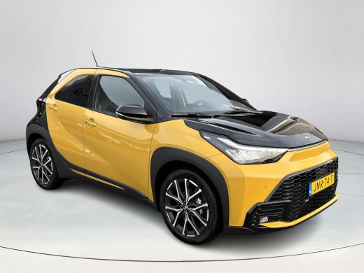 Toyota Aygo Hybrid 115 GR Sport **HYBRIDE/ KEYLESS/ STOELVERWARMING/ ADAPTIEF CRUISE CONTROL/ GARANTIE** ActivLease financial lease