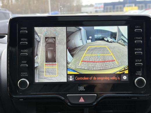 Toyota Yaris Cross 1.5 Hybrid Executive 4WD **PANO/ HEAD UP DISPLAY/ LEDER / JBL AUDIO/ NAVIGATIE / PARKEERSENSOREN/... ActivLease financial lease