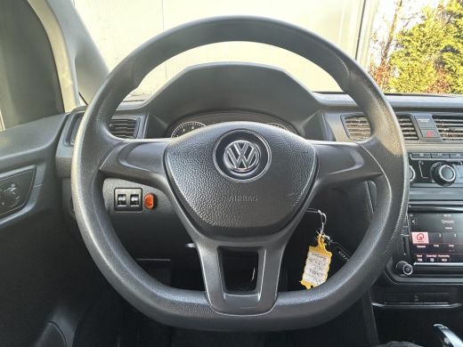 Volkswagen Caddy 1.4 TSI 126 PK / DSG AUTOMAAT / L1H1 / 1e EIG. / TREKHAAK / IMPERIAAL / AIRCO / CRUISE / NAVI / A... ActivLease financial lease