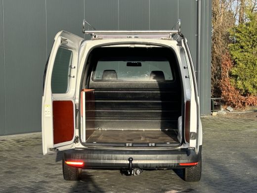 Volkswagen Caddy 1.4 TSI 126 PK / DSG AUTOMAAT / L1H1 / 1e EIG. / TREKHAAK / IMPERIAAL / AIRCO / CRUISE / NAVI / A... ActivLease financial lease