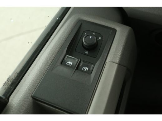 Volkswagen Crafter 35 2.0 TDI L3H2 | Airco | Carplay | Parkeersens. | Elektrpakket ActivLease financial lease