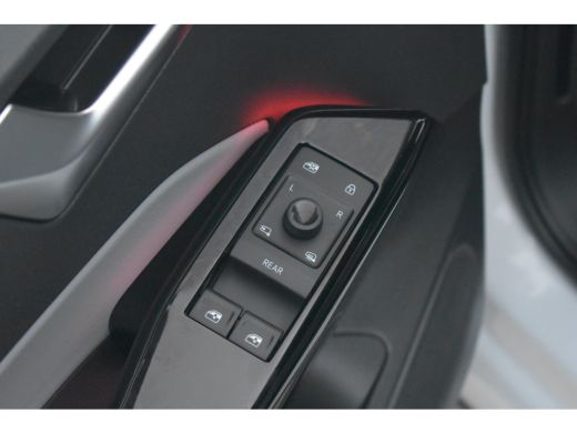 Volkswagen ID.3 First Plus 204PK 58 kWh | STOELVERW. | CAMERA ACHTER | NAVIGATIE | ADAPT. CRUISE | APP. CONNECT |... ActivLease financial lease