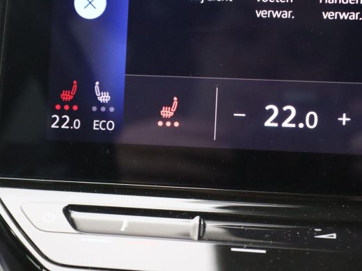 Volkswagen ID.3 Pro 58 kWh 204PK Aut. SOH 89%, Warmtepomp, Matrix LED-Verlichting, Stoel-Stuurverwarming, Keyless... ActivLease financial lease