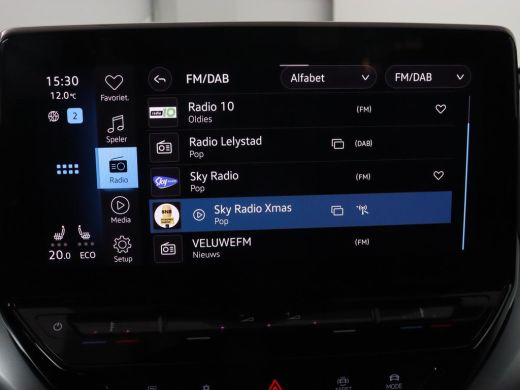 Volkswagen ID.4 First 77 kWh | Stoel & stuurverwarming | Camera | Carplay | Adaptive cruise | Half leder | 20'' |... ActivLease financial lease