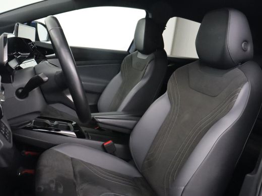 Volkswagen ID.5 Pro 77 kWh | Trekhaak | Stoelverwarming | Matrix LED | Camera | Carplay | Keyless | Stuurverwarmi... ActivLease financial lease