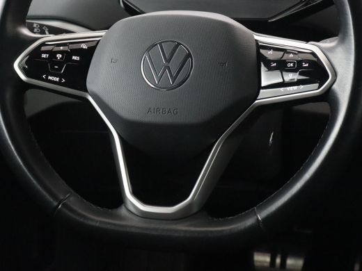 Volkswagen ID.5 Pro 77 kWh | Trekhaak | Stoelverwarming | Matrix LED | Camera | Carplay | Keyless | Stuurverwarmi... ActivLease financial lease