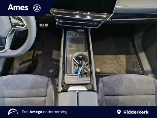 Volkswagen ID.7 Pro Limited Edition 286 PK | 360 graden camera | Head Up | Memory | Massage | ActivLease financial lease