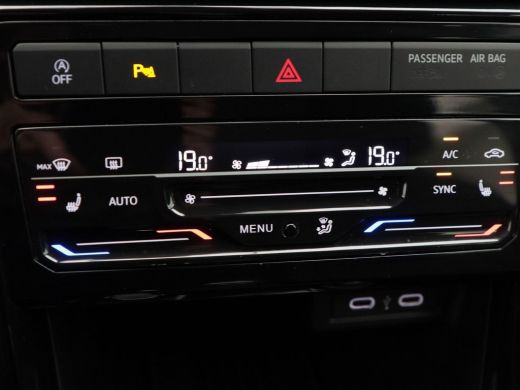 Volkswagen T-Cross 1.0 TSi 115 Pk Automaat Life Edition | Full LED | Adaptive Cruise | Stoelverwarming | Camera | Ca... ActivLease financial lease