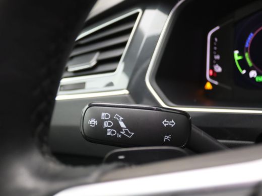 Volkswagen Tiguan 1.4 TSI eHybrid Elegance SOH 100%, Pano-Schuifdak, Trekhaak, Keyless, Elektr. Achterklep, Matrix ... ActivLease financial lease