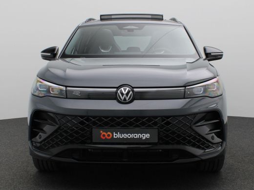 Volkswagen Tiguan 1.5 eHybrid R-Line Edition 272PK DSG Pano-Schuifdak, Black Style, Achteruitrijcamera, Trekhaak, 2... ActivLease financial lease