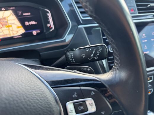 Volkswagen Tiguan 1.5 TSI ACT Highline Business R | Trekhaak | Pano | A.cam | Keyless | ActivLease financial lease