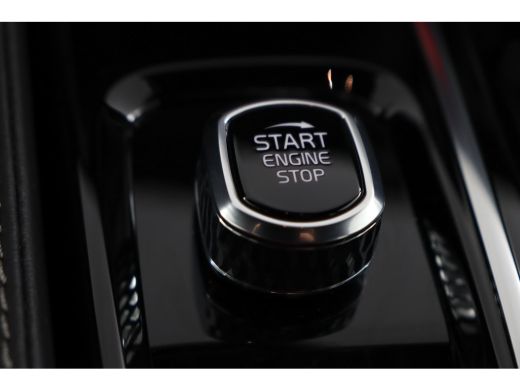 Volvo  V60 2.0 T8 Plug-in hybrid AWD Ultra Dark Charcoal hemelbekleding | Gelamineerde zijruiten rondom |  M... ActivLease financial lease