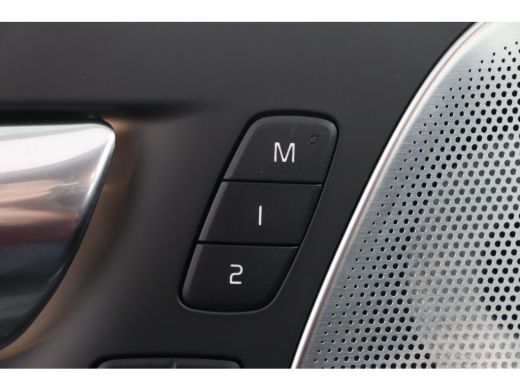 Volvo  V60 2.0 T8 Plug-in hybrid AWD Ultra Dark Charcoal hemelbekleding | Gelamineerde zijruiten rondom |  M... ActivLease financial lease