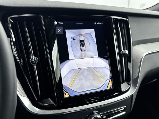 Volvo  V60 T6 Recharge Plus Dark | 18" | Sportstoelen | 360 Camera | Trekhaak | Elektrisch verstelbare stoel... ActivLease financial lease