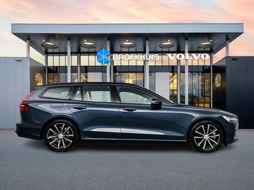 Volvo  V60 T6 Recharge Plus Dark | 18" | Sportstoelen | 360 Camera | Trekhaak | Elektrisch verstelbare stoel... ActivLease financial lease