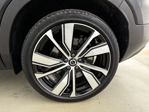 Volvo  XC40 Recharge P8 AWD R-Design | 20" | Leder/Nubuck | Adaptieve Cruise | BLIS | Stoel/stuurverwarming |... ActivLease financial lease