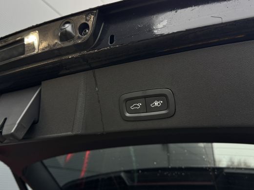 Volvo  XC40 Recharge Twin Ultimate 78 kWh | SoH 97% | Panoramadak | Trekhaak | Harman/Kardon | 360 Camera | ActivLease financial lease