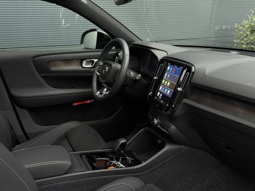Volvo  XC40 Recharge Twin Ultimate 78 kWh | SoH 97% | Panoramadak | Trekhaak | Harman/Kardon | 360 Camera | ActivLease financial lease