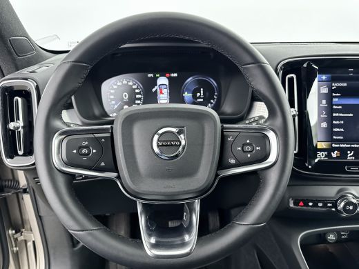 Volvo  XC40 T4 Recharge Plus Bright | 18" | Elektr. verst. stoelen | Harman Kardon | Adaptieve Cruise | BLIS ... ActivLease financial lease