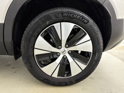 Volvo  XC40 T4 Recharge Plus Bright | 18" | Elektr. verst. stoelen | Harman Kardon | Adaptieve Cruise | BLIS ... ActivLease financial lease