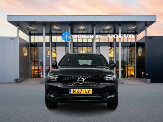Volvo  XC40 T4 Recharge R-Design | 19" | Leder / Nubuck | Parkeercamera | Stoel/stuurverwarming | Adaptieve C... ActivLease financial lease